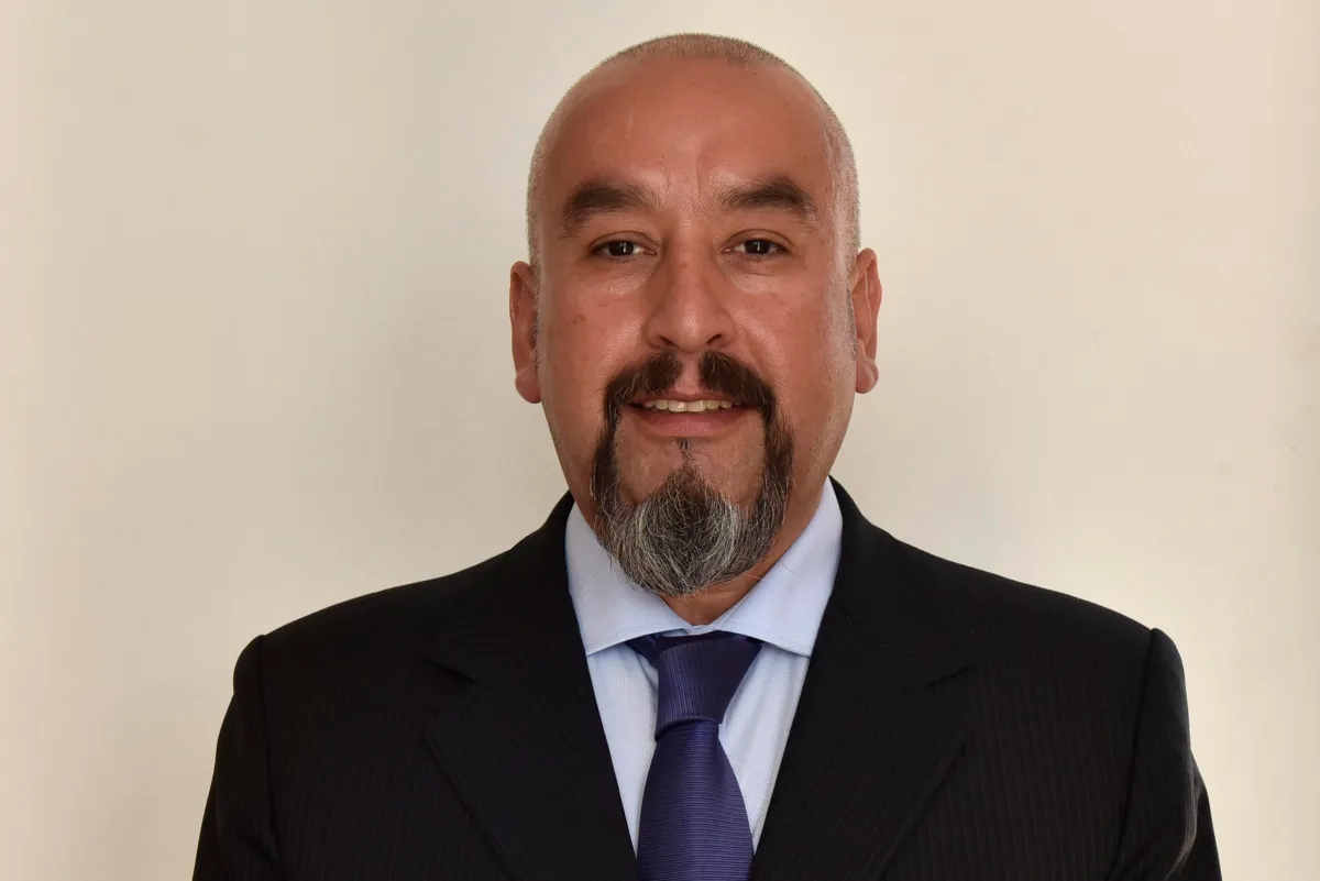 Patricio Torres Velozo, abogado especialista en litigios e inmobiliario